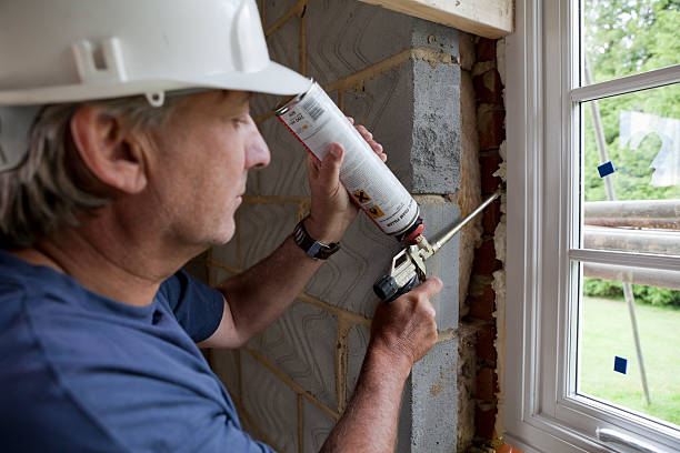 Best Fiberglass Insulation  in Fort Madison, IA
